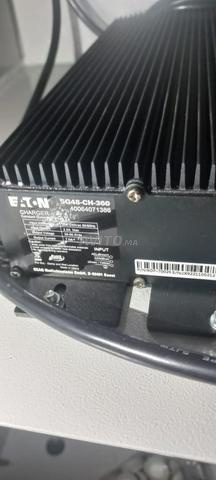 Chargeur Industriel 48VCC ( Auto 35V à 58,3 VCC) - 2