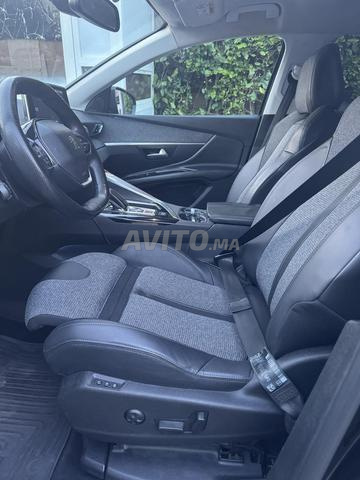 Peugeot 3008 modèle 2018 allure - 2
