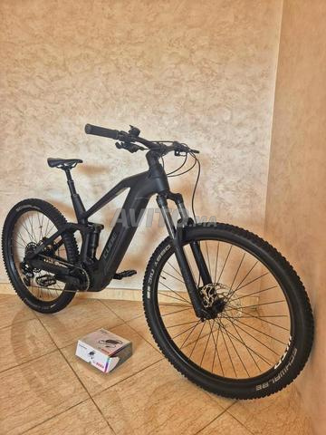 VTT électrique Cube Stereo carbon 29 - 2