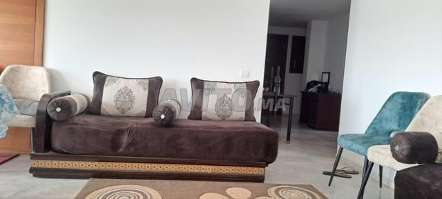 Salon en U couleur marron - 2
