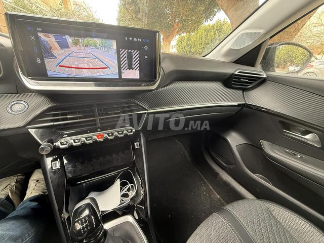 Peugeot toutes options Allure 208