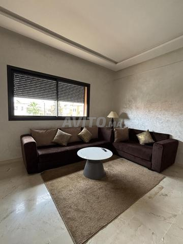 Salon - Canapé forme L avec tapis (Négociable) - 2