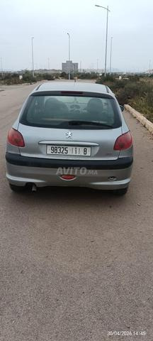 Peugeot 206 Essence Manuelle 2003 à Nador