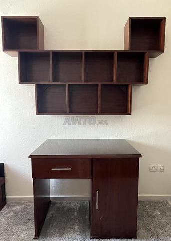 Bibliothèque et Bureau à vendre