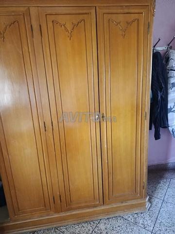 Placard en bois massif hêtre prix négociable