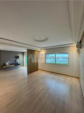 Appartement vide à louer – Place Mozart, Tanger