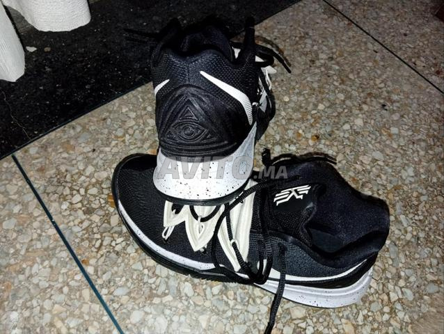 Espadrilles Kyrie très propres - 2