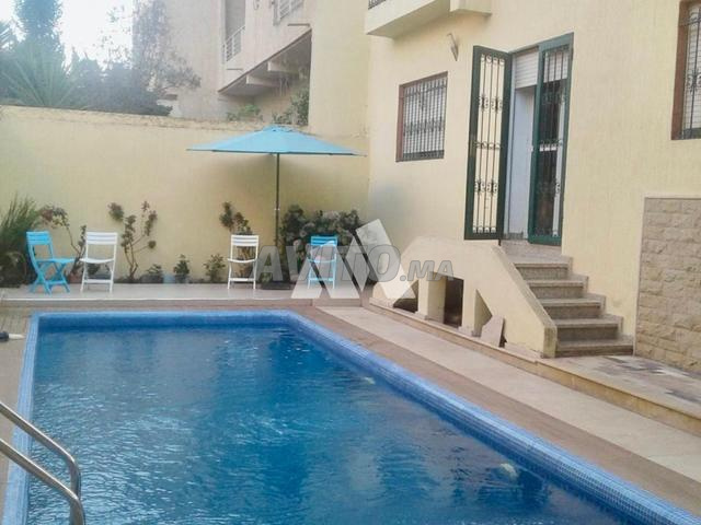 Villa avec Piscine à Benslimane