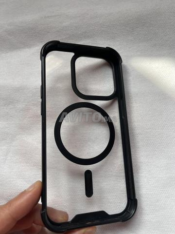 iPhone 14 Pro très bon état plus boîte - 2