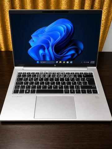 HP EliteBook 845 14 pouces G9 Ryzen 7 PRO 6850U