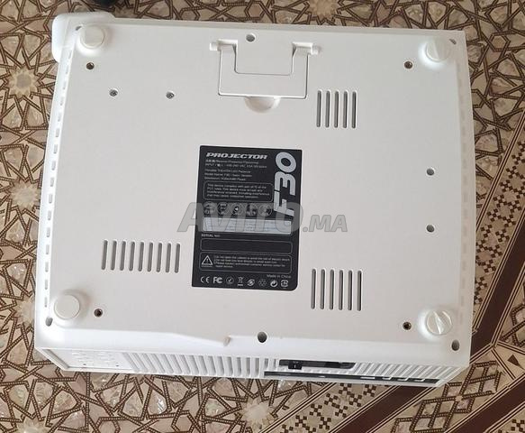 Projecteur VIVIBRIGHT f30 HD HiFi avec qualité sonore - 2