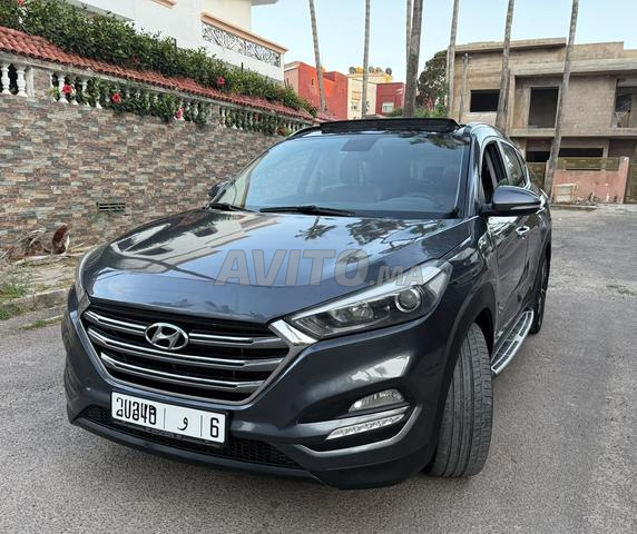 Hyundai Tucson - 2
