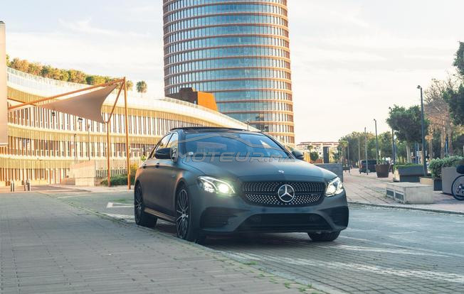 Mercedes-Benz Classe E Essence Automatique 2017