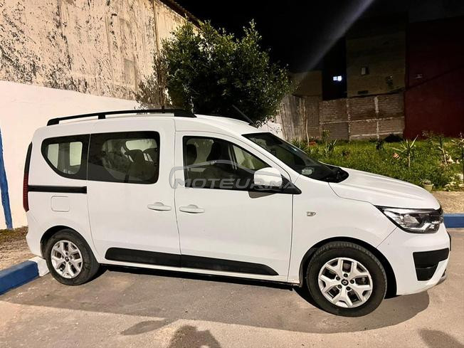 Renault Express Diesel Manuelle 2022 à El Jadida