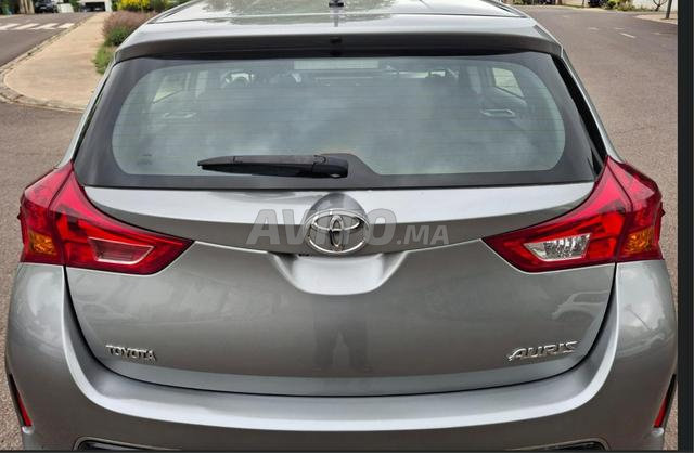 Toyota Auris Diesel Manuelle 2013 à Casablanca - 2