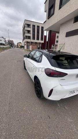 Voiture très neuve première main à Kénitra - 2
