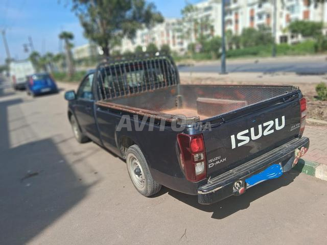 À vendre Isuzu D‑Max 2019 en excellent état à Settat