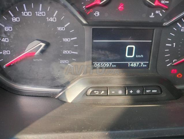 Peugeot Rifter Diesel Manuelle 2020 à Tifelt - 2