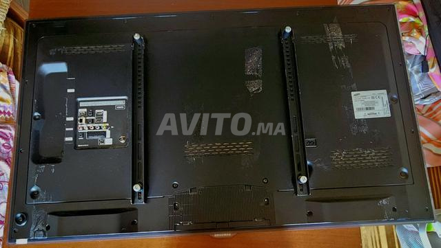 Télévision Samsung Modèle UA46ES6200W - 2