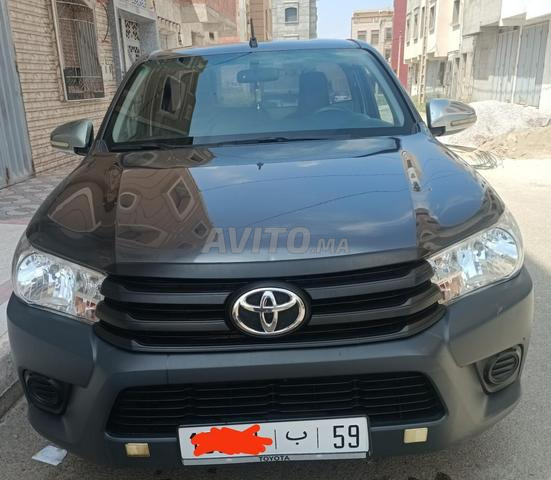 Toyota Hilux Rivo - 2