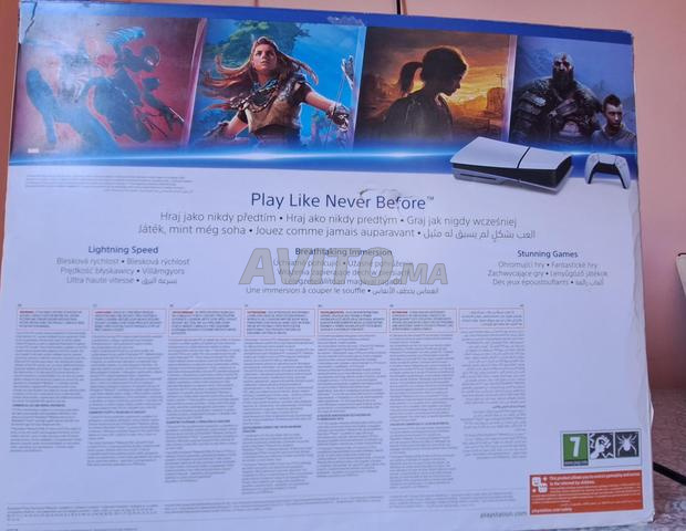 PS5 Slim Standard CFI-2016A01Y à vendre au Maroc - 2