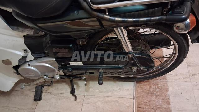 Moto Yamaha trois