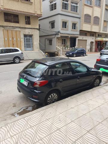 Peugeot 206 Essence Manuelle 2011 à Tanger