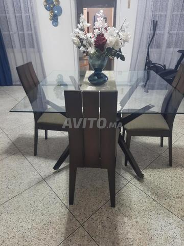 Belle table à manger