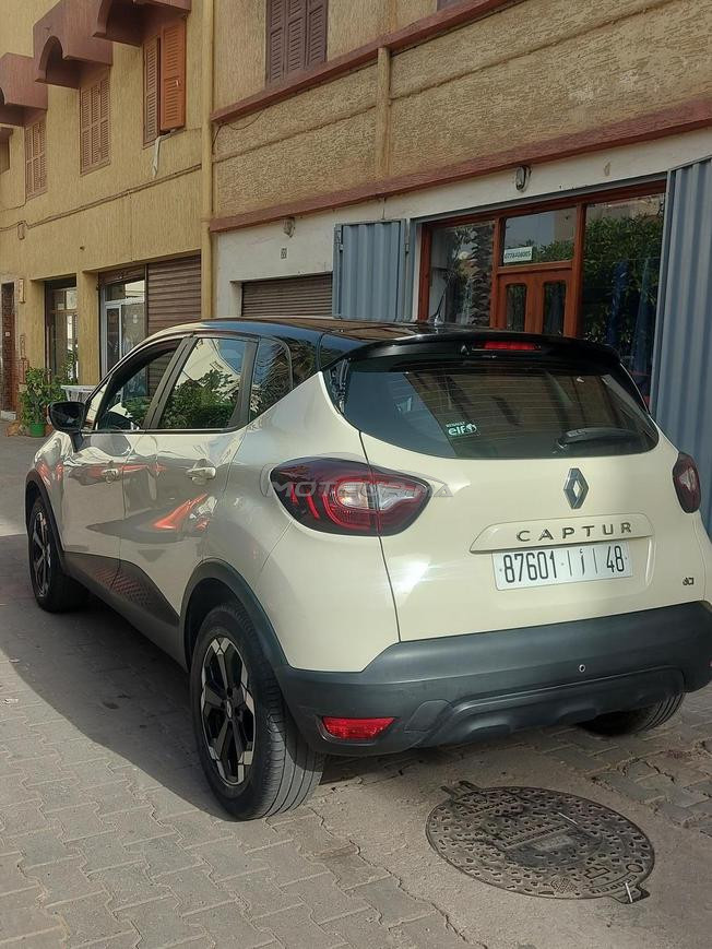 Renault Captur Diesel Manuelle 2020 à Agadir