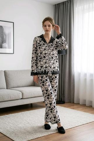Pyjama fleuri ultra doux et stylé - 2