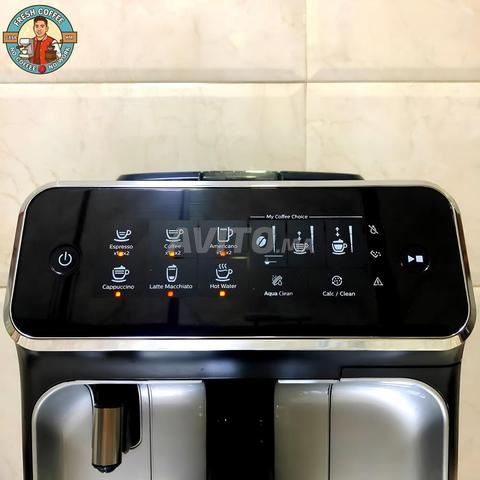 Machine à café automatique Philips LatteGo 3200 - 2