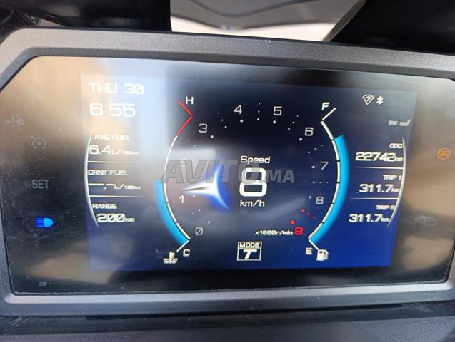 Tmax 560 1ère main