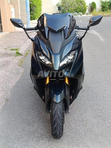 Tmax 560 1ère main