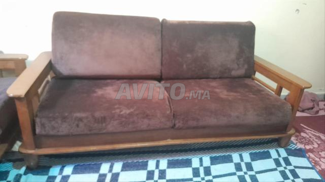 أرائك بحالة جيدة