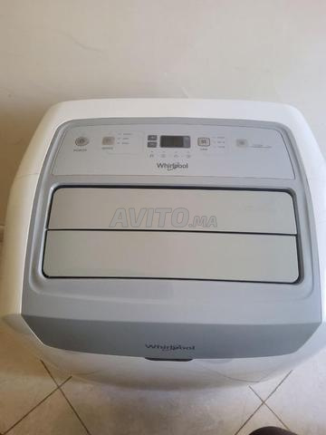 Climatiseur mobile, quasi neuf, peu servi - 2