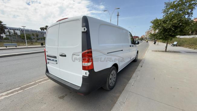 Mercedes Vito van