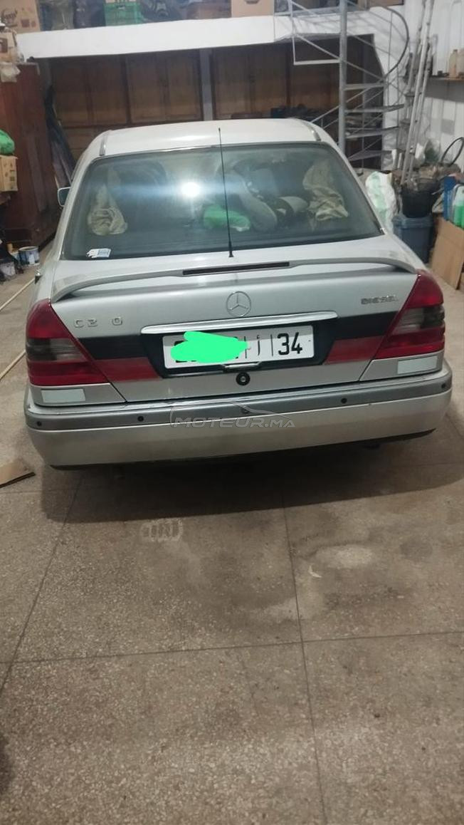 Mercedes-Benz 220 Diesel Manuelle 1994 à Agadir
