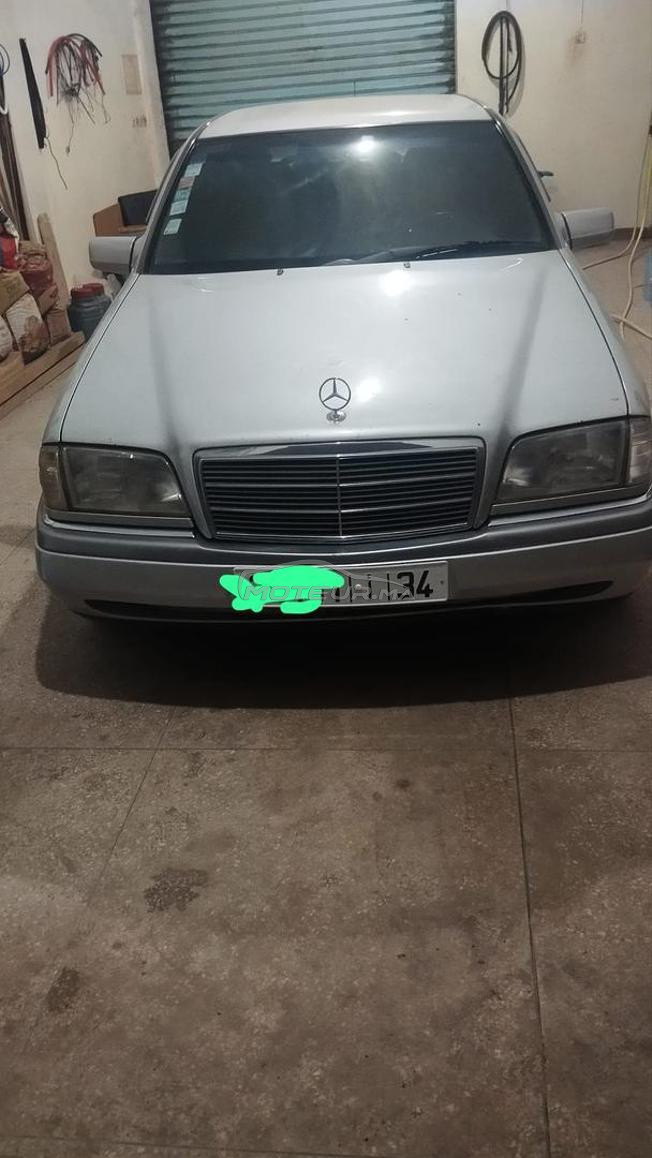 Mercedes-Benz 220 Diesel Manuelle 1994 à Agadir