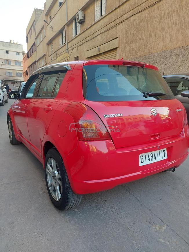 Suzuki Swift essence 2012