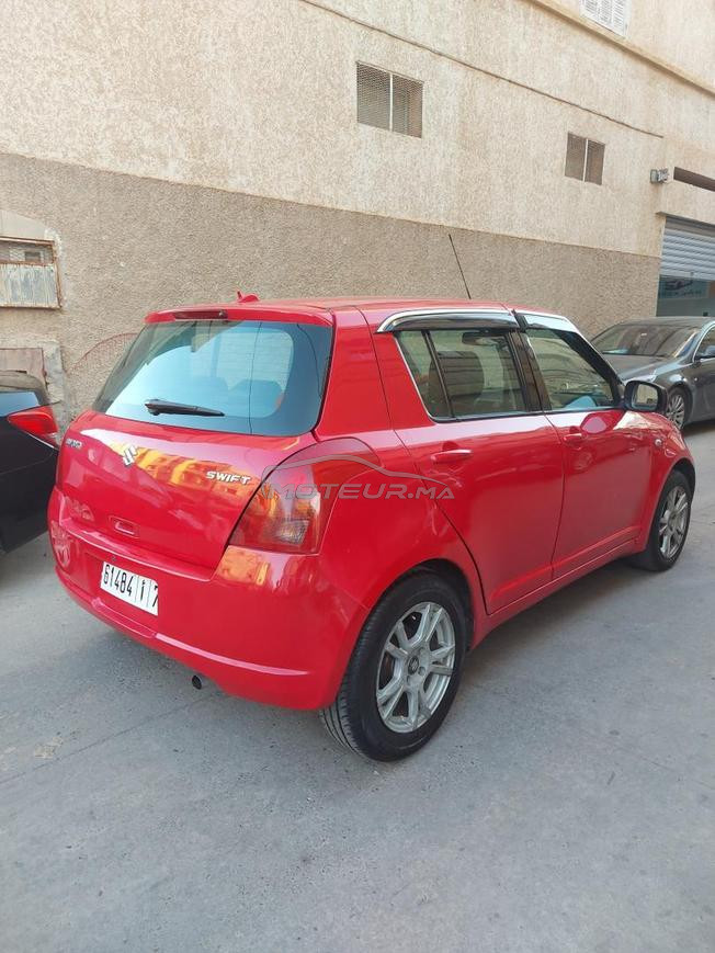 Suzuki Swift essence 2012
