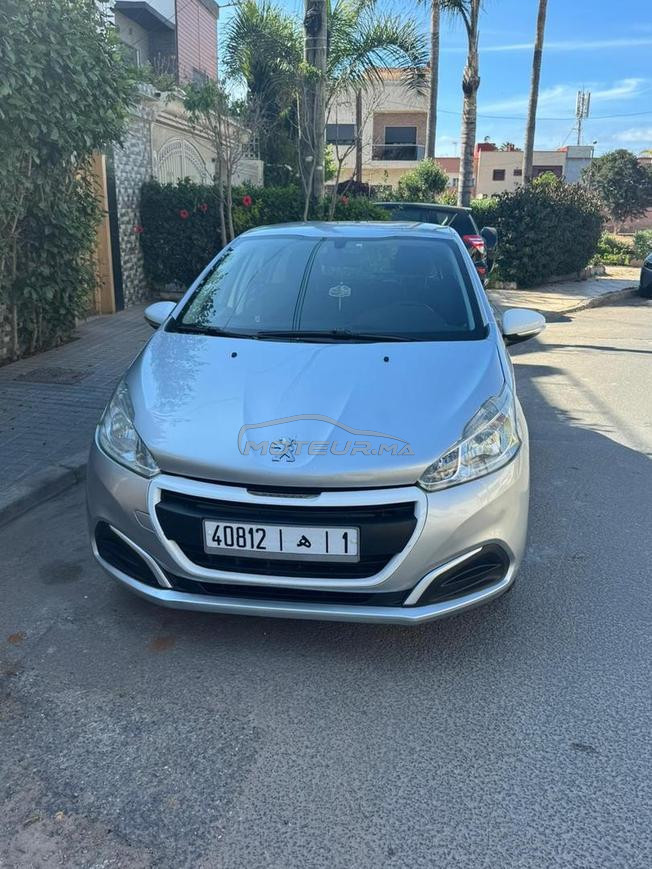 Peugeot 208 Diesel Manuelle 2016 à Casablanca
