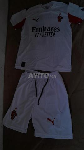 Tenues de football très bonne qualité neuves - 2