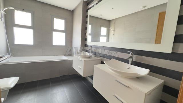Bel Appartement à vendre à MARINA Casablanca - 2