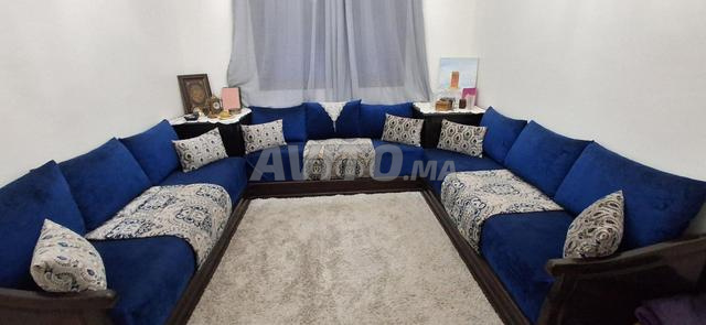طلامط وطاولة دائرية للبيع - 2