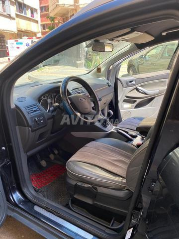 Ford Kuga - 2