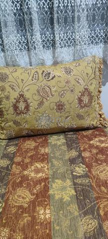 Tapis et coussins à vendre - 2