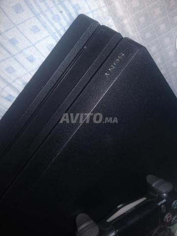 Playstation 4 Pro - 2