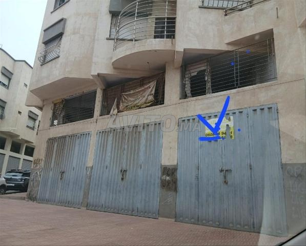 متجر بمساحة 154 متر مربع للبيع - 2