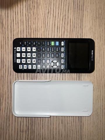 Calculatrice Graphique TI-84 Plus CE Noir