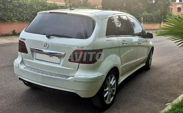 Mercedes Classe B très propre